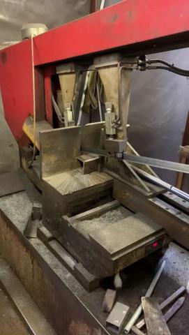 Продаю Ленточнопильный станок Bomar Transverse 610.440